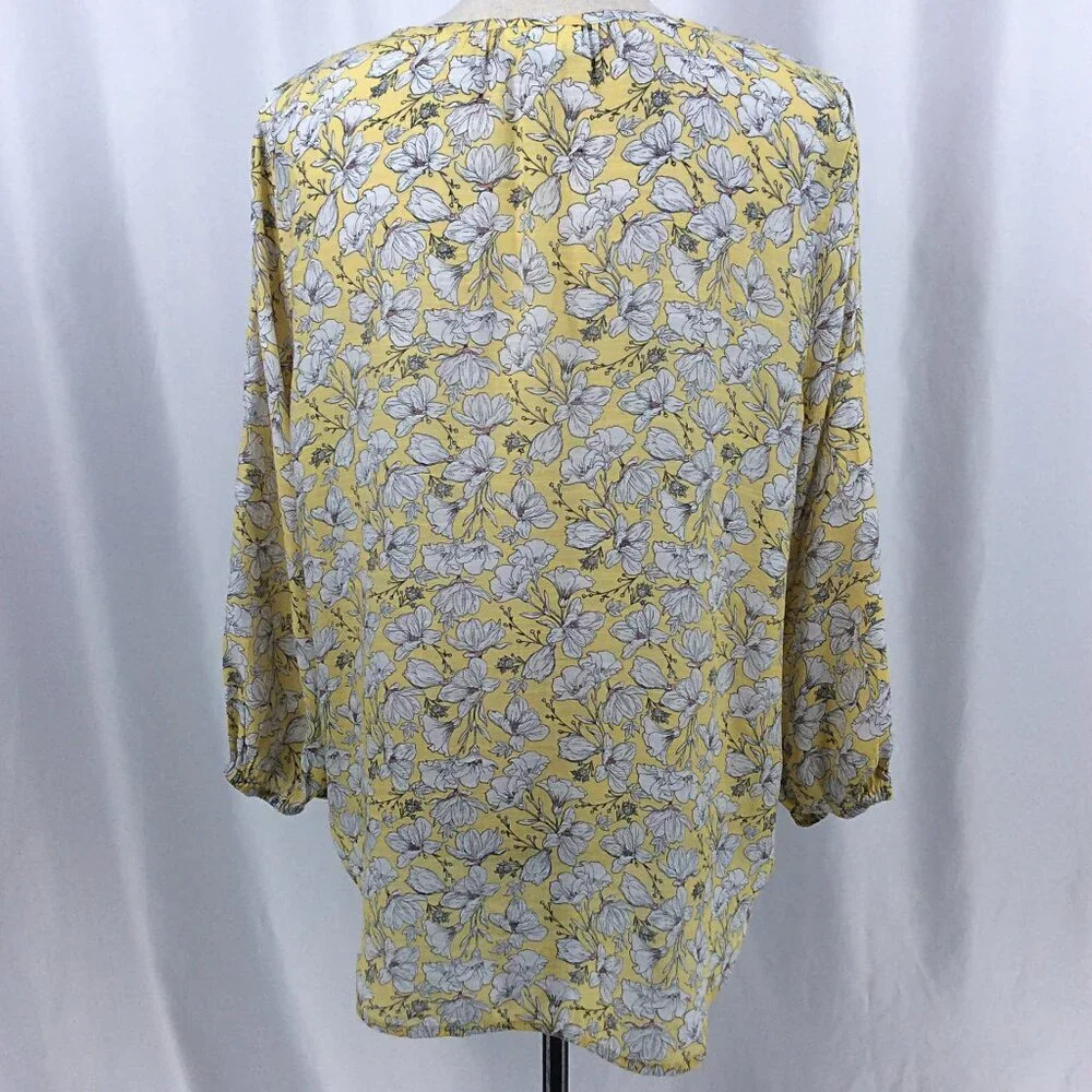 Liz Claiborne Women's Top‎ Large Yellow Floral Peasant Henley